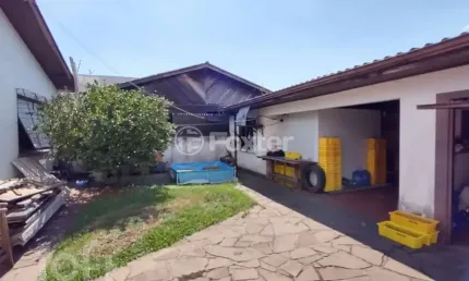 Casa com 3 quartos à venda na rua júlio de castilhos, 1064, niterói, canoas, 210 m2 por r$ 598.000