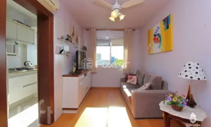 Apartamento com 2 quartos à venda na Rua Moyses Antunes da Cunha, 55, Santo Antônio, Porto Alegre, 56 m2 por R$ 330.000