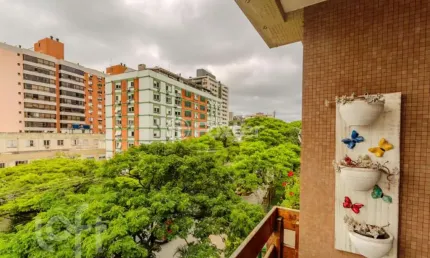 Apartamento com 3 quartos à venda na rua mucio teixeira, 1647, menino deus, porto alegre, 129 m2 por r$ 980.000