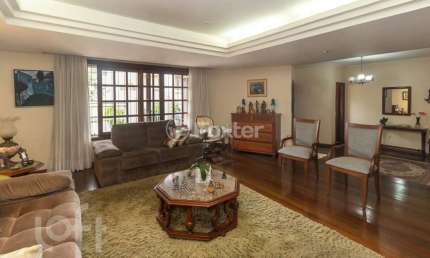 Casa com 4 quartos à venda na Rua Guararapes, 129, Petrópolis, Porto Alegre, 369 m2 por R$ 1.890.000