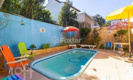 Casa com 3 quartos à venda na Rua Manoel Nunes da Silva, 20, Guarujá, Porto Alegre, 174 m2 por R$ 640.000