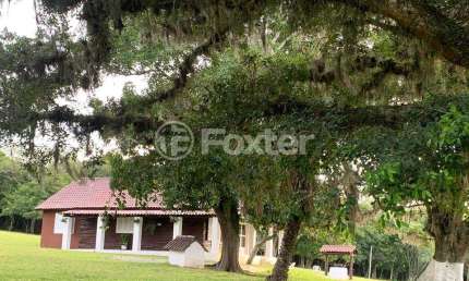 Fazenda com 2 salas à venda na Estrada do Cartório, 4701, Águas Claras, Viamão, 35000000 m2 por R$ 920.000