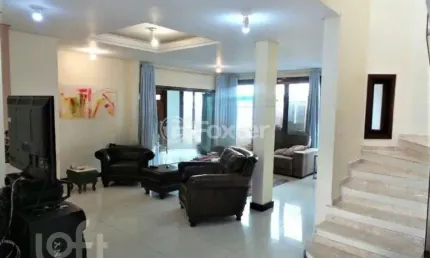 Casa em condomínio fechado com 3 quartos à venda na rua carlos maximiliano fayet, 80, hípica, porto alegre, 305 m2 por r$ 1.100.000