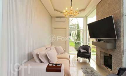 Casa em condomínio fechado com 4 quartos à venda na Avenida Juca Batista, 2705, Hípica, Porto Alegre, 95 m2 por R$ 690.000