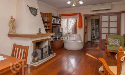 Casa com 3 quartos à venda na Rua Doutor Dias da Cruz, 83, Medianeira, Porto Alegre, 300 m2 por R$ 1.150.000