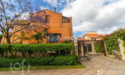 Casa em condomínio fechado com 3 quartos à venda na Avenida Jacuí, 978, Cristal, Porto Alegre, 359 m2 por R$ 990.000