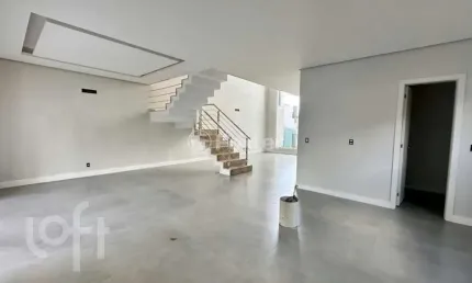 Casa em condomínio fechado com 3 quartos à venda na rua dos pinheiros, 71, igara, canoas, 228 m2 por r$ 1.950.000