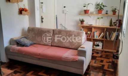 Apartamento com 3 quartos à venda na Rua Engenheiro Fernando Mendes Ribeiro, 25, Santo Antônio, Porto Alegre, 60 m2 por R$ 225.000