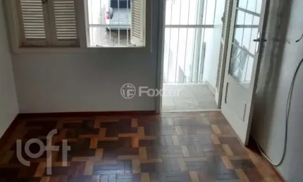 Casa com 4 quartos à venda na Rua Perpétua Teles, 46, Petrópolis, Porto Alegre, 200 m2 por R$ 1.000.000