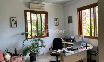 Casa com 2 quartos à venda na rua padre teschauer, 96, cascata, porto alegre, 246 m2 por r$ 800.000