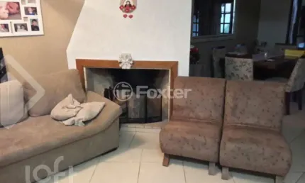 Casa com 3 quartos à venda na Rua Criciúma, 223, Guarujá, Porto Alegre, 155 m2 por R$ 478.000