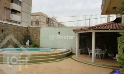Casa com 4 quartos à venda na Avenida Pastor Ernesto Schlieper, 46, São Sebastião, Porto Alegre, 450 m2 por R$ 950.000