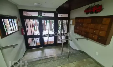 Apartamento com 1 quarto à venda na rua professor cristiano fischer, 1216, jardim do salso, porto alegre, 44 m2 por r$ 230.000