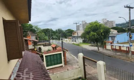 Casa com 3 quartos à venda na rua octávio de souza, 425, teresópolis, porto alegre, 230 m2 por r$ 849.000