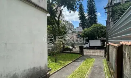 Casa com 3 quartos à venda na rua marcelo gama, 535, são joão, porto alegre, 234 m2 por r$ 1.100.000