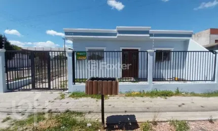 Casa com 2 quartos à venda na Rua Iraí, 137, Niterói, Canoas, 70 m2 por R$ 250.000