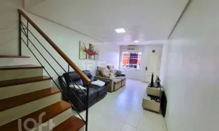 Casa em condomínio fechado com 3 quartos à venda na avenida arnaldo bohrer, 184, teresópolis, porto alegre, 110 m2 por r$ 599.000