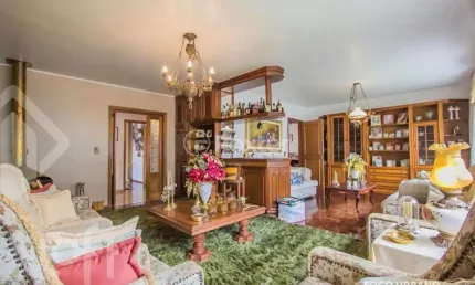 Casa com 3 quartos à venda na Avenida Montreal, 376, Jardim Lindóia, Porto Alegre, 200 m2 por R$ 2.850.000