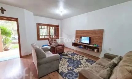 Casa com 3 quartos à venda na Rua Felipe de Oliveira, 85, Harmonia, Canoas, 176 m2 por R$ 399.000