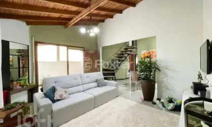 Casa com 3 quartos à venda na Rua das Andorinhas, 155, Igara, Canoas, 100 m2 por R$ 581.000