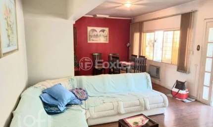 Casa com 4 quartos à venda na Rua Júlio Adams, 146, Guarani, Novo Hamburgo, 205 m2 por R$ 477.000