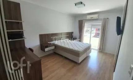 Casa com 3 quartos à venda na Rua Nayr Leonzio Covolan, 530, Santa Catarina, Caxias do Sul, 224 m2 por R$ 1.250.000