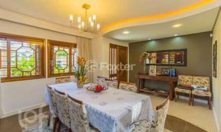 Casa com 3 quartos à venda na Rua Epifâneo Fogaça, 120, Cristo Rei, São Leopoldo, 443 m2 por R$ 2.500.000