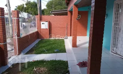 Casa com 3 quartos à venda na Rua Araçá, 1790, Harmonia, Canoas, 47 m2 por R$ 390.000