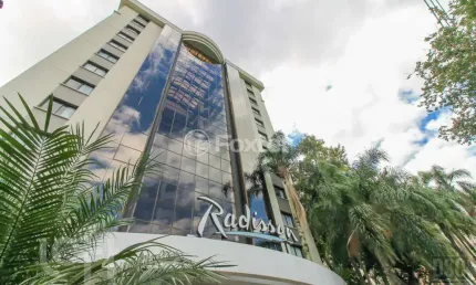 Kitnet / stúdio à venda na avenida coronel lucas de oliveira, 995, bela vista, porto alegre, 30 m2 por r$ 450.000