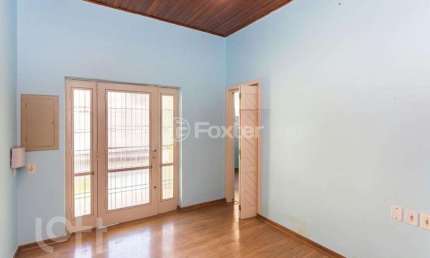 Casa com 3 quartos à venda na Rua Doutor Sebastião Leão, 179, Azenha, Porto Alegre, 150 m2 por R$ 745.000