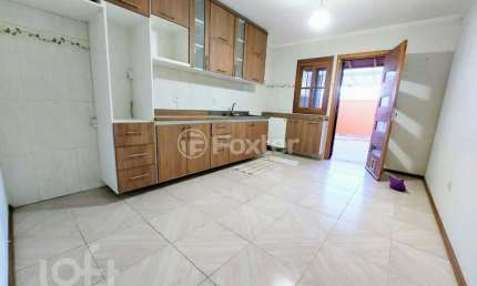 Casa com 2 quartos à venda na Rua Eva Pinto, 39, Hípica, Porto Alegre, 91 m2 por R$ 320.000