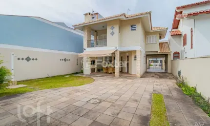 Casa com 4 quartos à venda na Avenida Doutor Sezefredo Azambuja Vieira, 162, Marechal Rondon, Canoas, 335 m2 por R$ 2.100.000