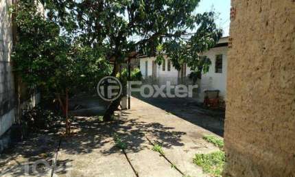 Casa com 2 quartos à venda na Rua Luiz Caetano Antinolfi, 148, Passo das Pedras, Porto Alegre, 453 m2 por R$ 250.000