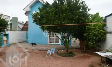 Casa com 3 quartos à venda na Rua Luiz Delfino, 195, Espírito Santo, Porto Alegre, 131 m2 por R$ 851.000