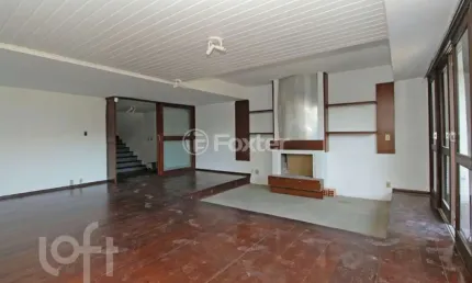 Casa com 4 quartos à venda na Avenida Montenegro, 192, Petrópolis, Porto Alegre, 350 m2 por R$ 798.000