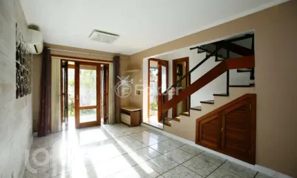 Casa com 3 quartos à venda na Rua Waldomiro Schapke, 730, Partenon, Porto Alegre, 123 m2 por R$ 610.000