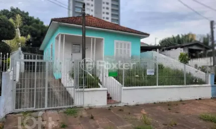 Casa com 3 quartos à venda na rua pedro lerbach, 818, centro, esteio, 726 m2 por r$ 609.999