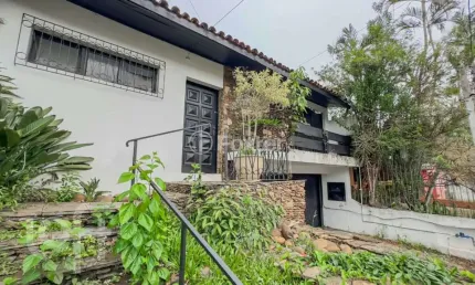 Casa com 4 quartos à venda na Rua Professor Fernando Carneiro, 102, Três Figueiras, Porto Alegre, 360 m2 por R$ 1.450.000