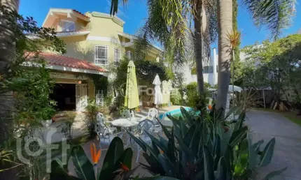 Casa com 5 quartos à venda na Rua País de Gales, 41, Marechal Rondon, Canoas, 333 m2 por R$ 2.500.000