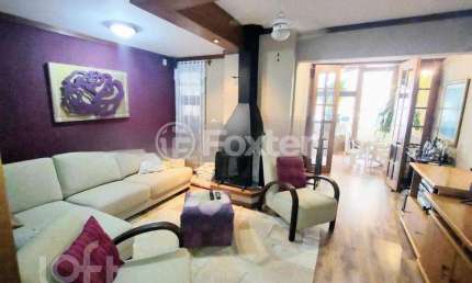 Casa com 3 quartos à venda na Rua Professora Thereza Noronha, 35, Espírito Santo, Porto Alegre, 230 m2 por R$ 850.000