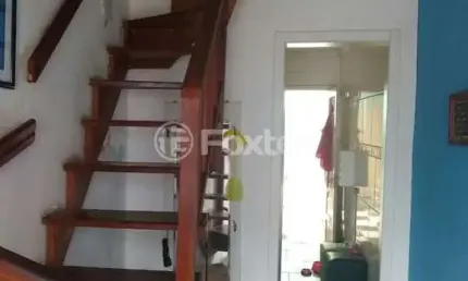 Casa com 3 quartos à venda na rua coronel neves, 45, medianeira, porto alegre, 120 m2 por r$ 265.000