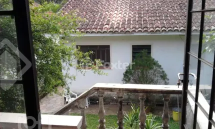 Casa com 3 quartos à venda na rua oscar tollens, 170, santa tereza, porto alegre, 240 m2 por r$ 540.000