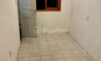 Casa com 3 quartos à venda na Rua Dom João VI, 233, Medianeira, Porto Alegre, 150 m2 por R$ 285.000