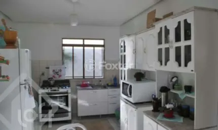 Casa com 3 quartos à venda na estrada joão vedana, 511, cavalhada, porto alegre, 300 m2 por r$ 650.000