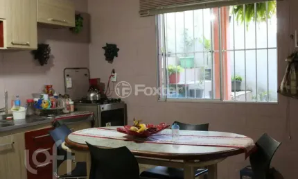 Casa com 6 quartos à venda na Rua Benoni Brizolla, 155, Cascata, Porto Alegre, 153 m2 por R$ 240.000