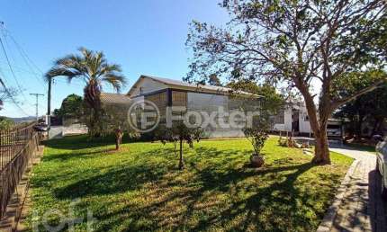 Casa com 3 quartos à venda na Rua Barcelona, 596, Lomba do Pinheiro, Porto Alegre, 65 m2 por R$ 400.000