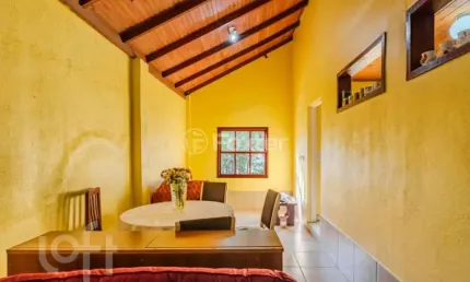 Casa com 2 quartos à venda na avenida juca batista, 7249, ponta grossa, porto alegre, 220 m2 por r$ 275.000