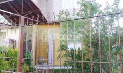 Casa com 2 quartos à venda na Rua Vitoldo Francisco Krolikowski, 32, Ponta Grossa, Porto Alegre, 70 m2 por R$ 212.000