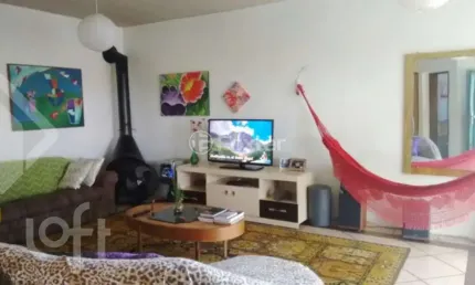 Casa com 3 quartos à venda na rua doutor pitrez, 839, ipanema, porto alegre, 231 m2 por r$ 680.000