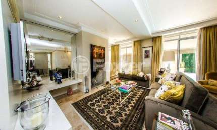 Casa com 3 quartos à venda na Avenida João Wallig, 2227, Passo da Areia, Porto Alegre, 308 m2 por R$ 4.240.000